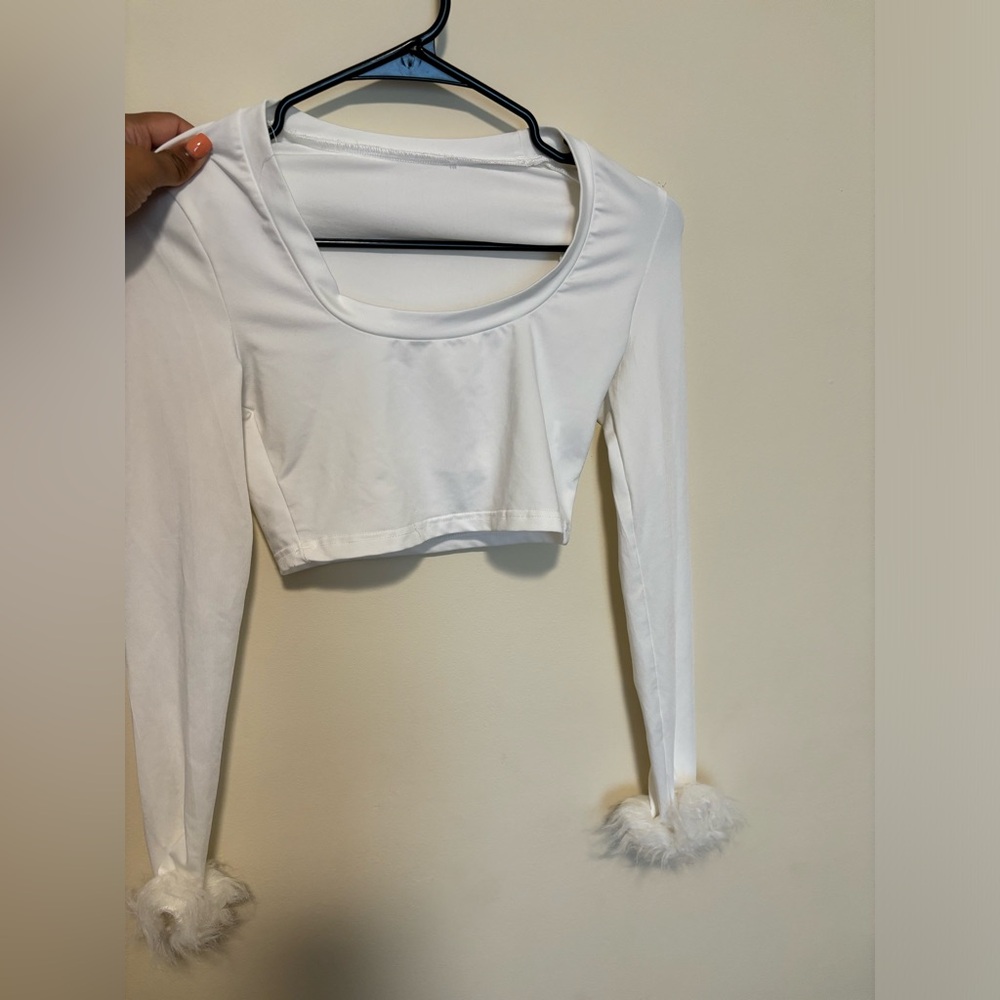 White crop top